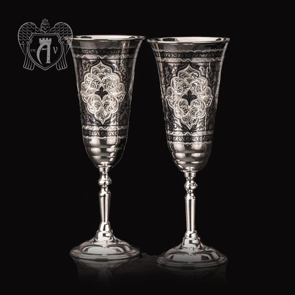 Фужеры из серебра «Агата»