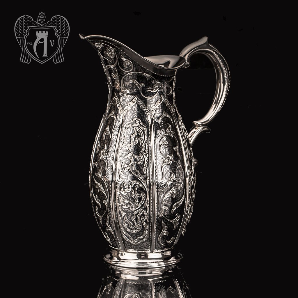 Кувшин из серебра «Семирамида»