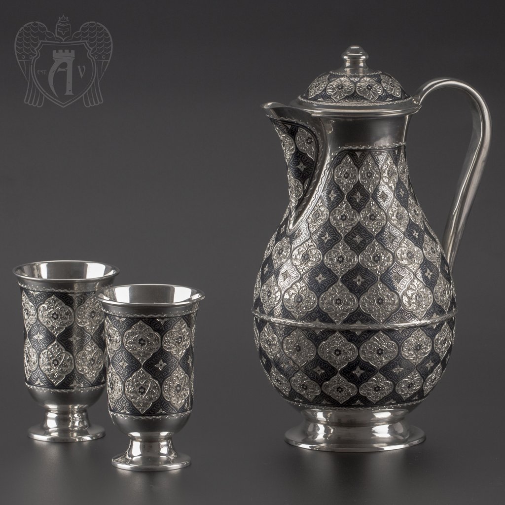 Набор для воды кувшин и два стакана из серебра «Родной дом»