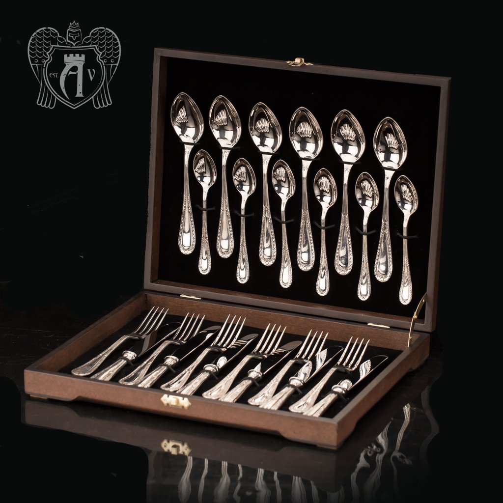 Набор столового серебра 875 пробы «Фамильный» 24 предмета