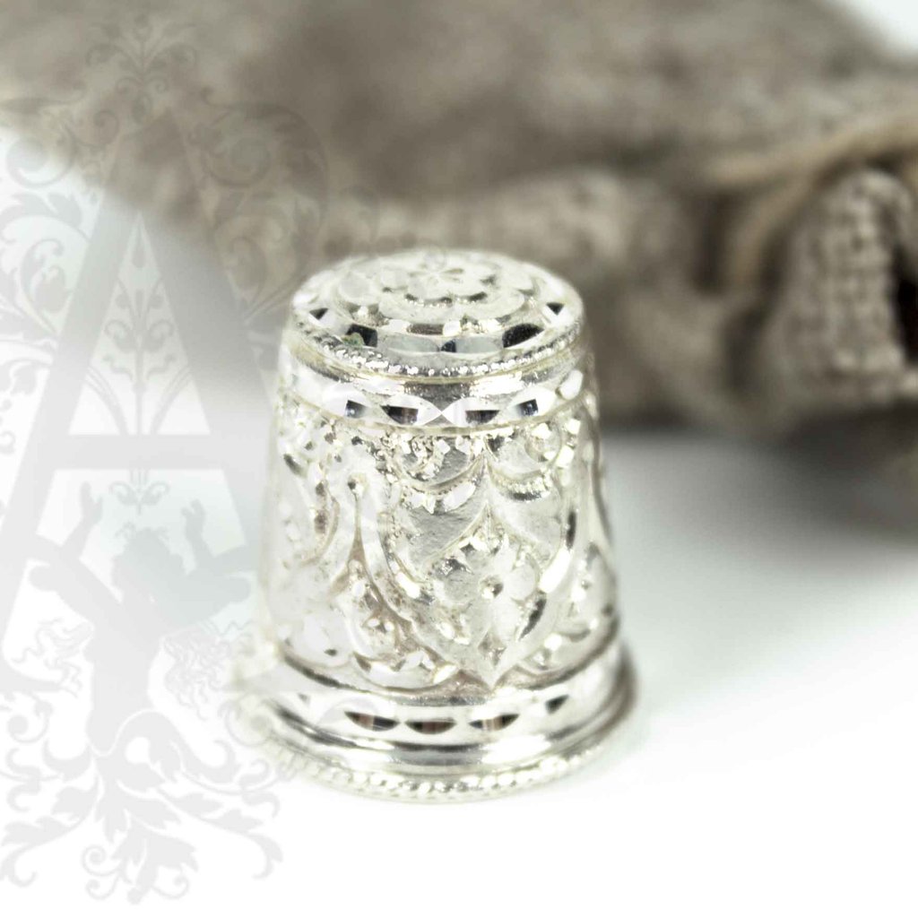 Наперсток из серебра «Башня-Б»