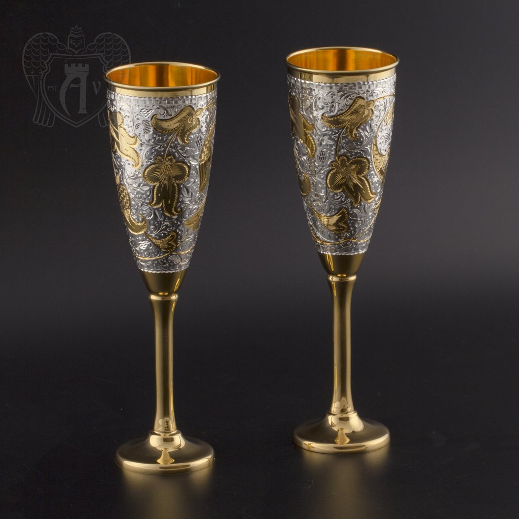 Серебряные фужеры «Баккара»