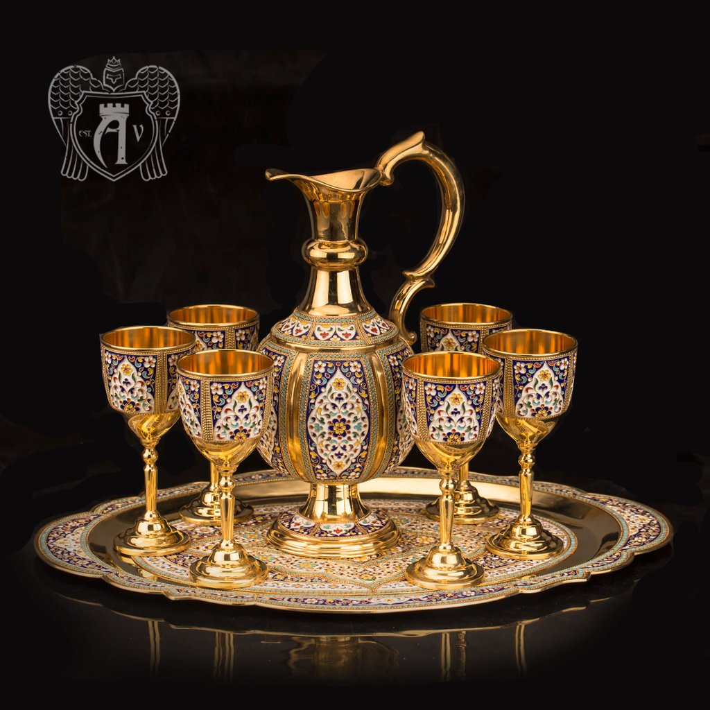 Сервиз «Легенда» с горячей эмалью и золочением