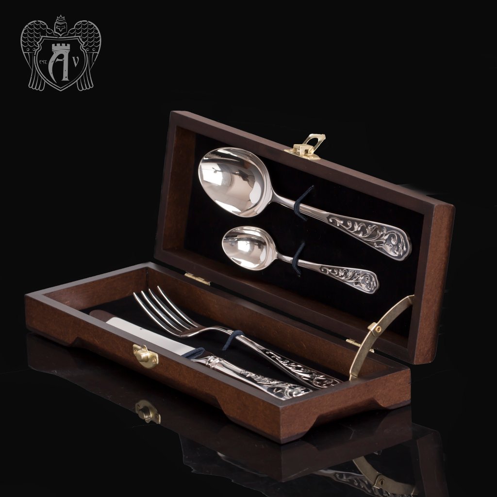 Столовый набор из серебра «Виноградная лоза» 4 предмета