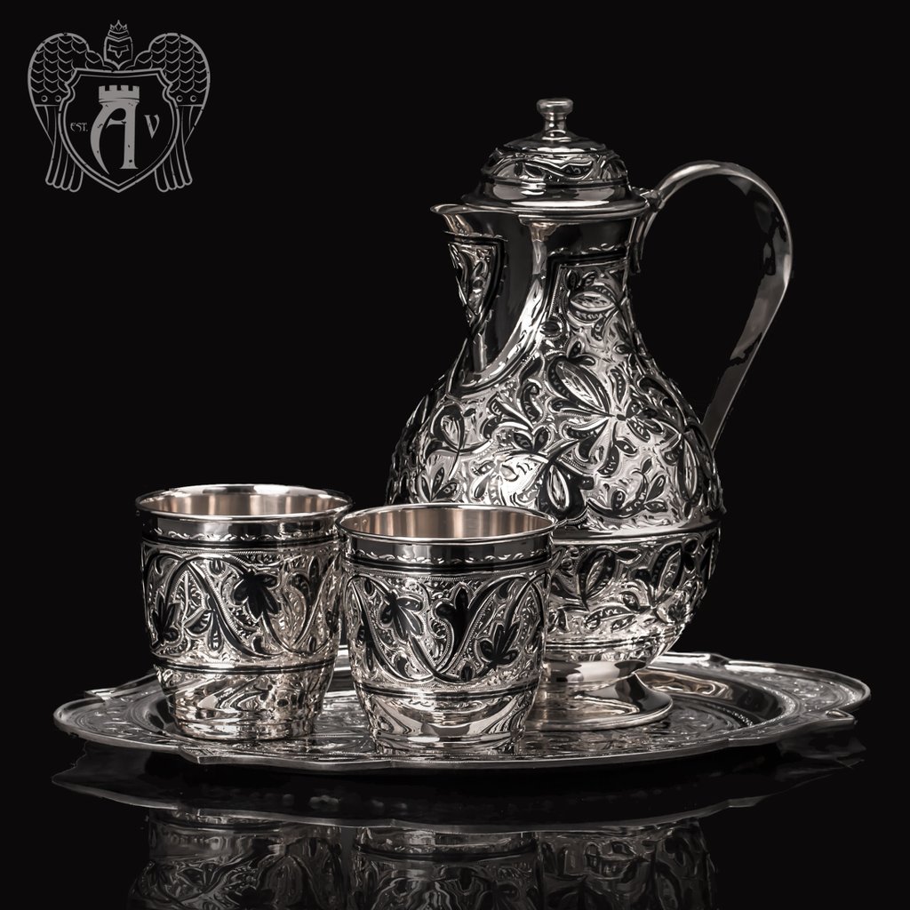 Кувшин и два стакана на подносе из серебра  «Хрустальный ручей»