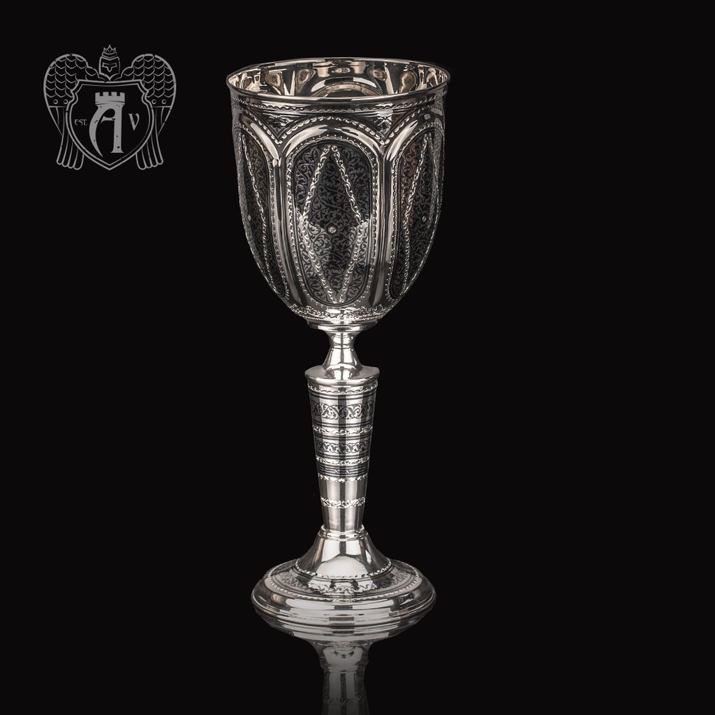 Большой серебряный кубок «Колосс»