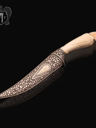 Кинжал из серебра (турецкий ятаган)  «Соколиный глаз»
