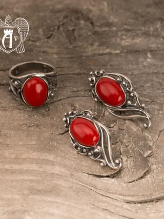 Кольцо и серьги  «Клео» с кораллом