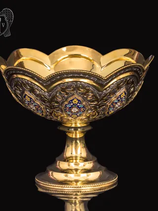 Конфетница из серебра для фруктов и сладостей «Королевская»