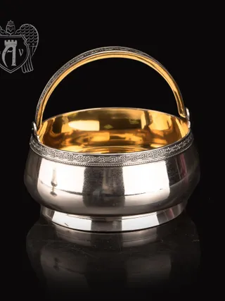 Конфетница из  серебра «Лукошко» с золочением