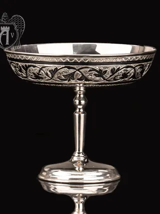 Конфетница из серебра  «Виноградная лоза»