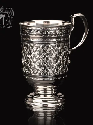 Кружка из серебра для напитков  «Елочка»
