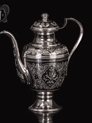 Кувшин для коньяка из серебра «Зевс»