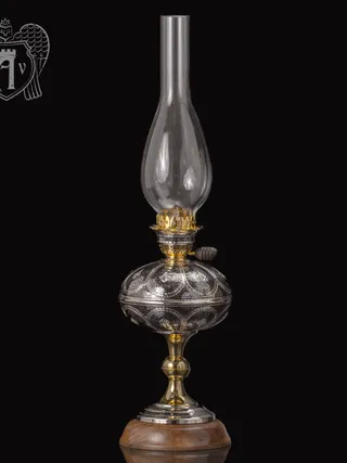 Лампа керосиновая «Ретро» из серебра с позолотой