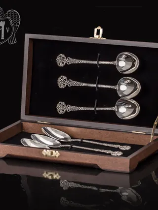 Набор десертных ложек из серебра на 6 персон «Винтаж» 6 предметов