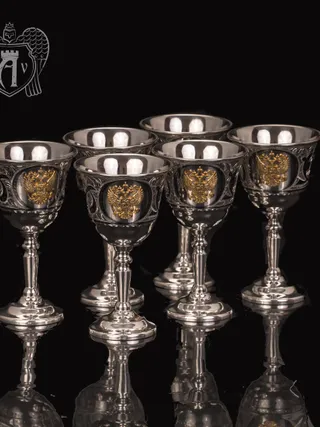 Набор рюмок из серебра с гербом  «Герб»