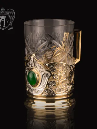 Подстаканник  из серебра с золочением с натуральным камнем «Хризопраз»