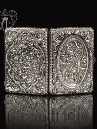 Портсигар из серебра «Иней»