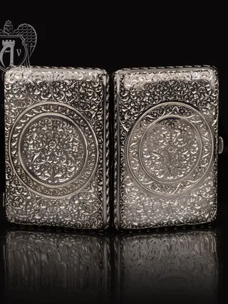 Портсигар из серебра «Морис»