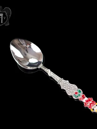 Серебряная чайная ложка с эмалью «Девочка 3»