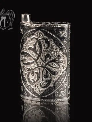 Серебряная фляжка  «Лоза»