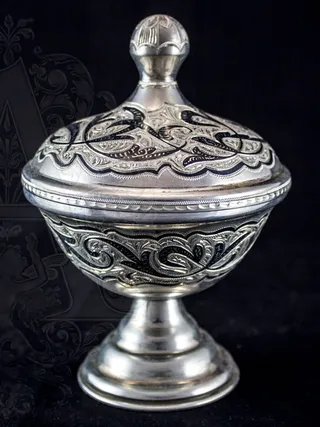 Серебряная икорница «Кубачи» 250 мл