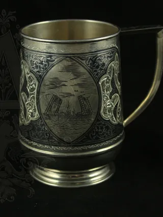 Серебряная пивная кружка «Разводной мост» 1000 мл