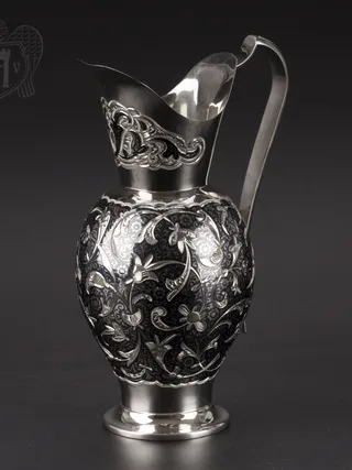 Серебряный маленький кувшин «Афродита»