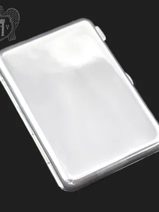 Серебряный портсигар чистый без декора «Вечное сияние»