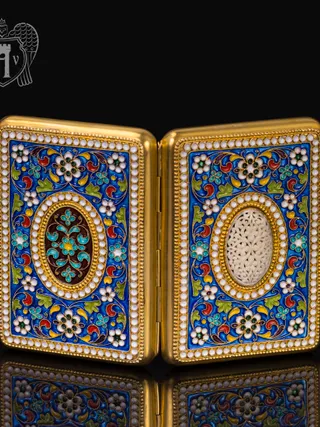 Серебряный портсигар с эмалью «Атлант»