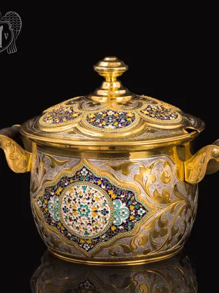 Супница серебряная серия «Императрица» с золочением и горячей эмалью