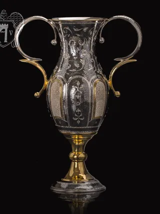 Ваза из серебра с позолотой «Афина»