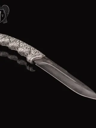 Авторский нож из серебра  «Волк»