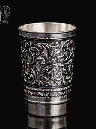 Большой стакан для напитков  «Леонардо»