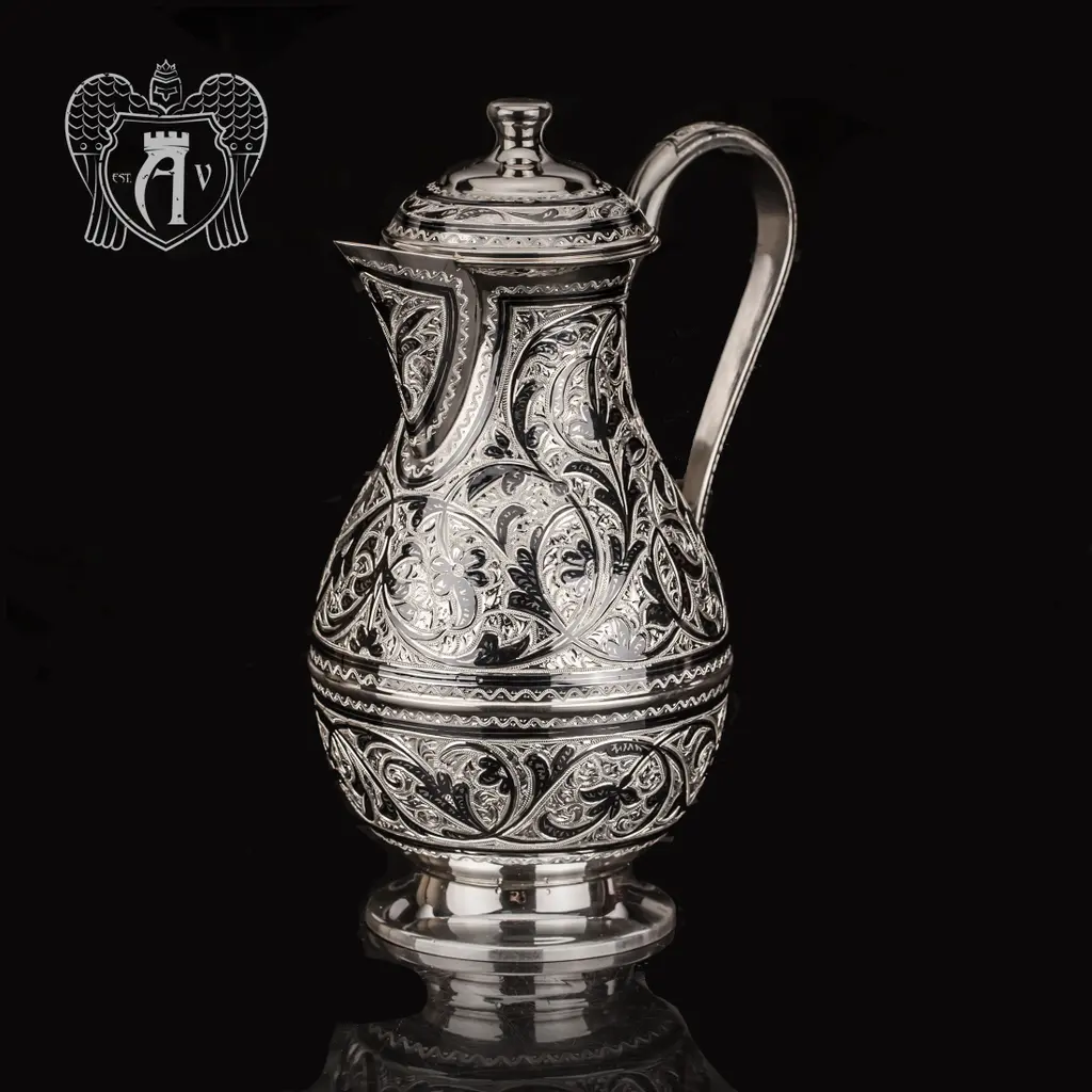 Кувшин из серебра 925 пробы  «Виноградная лоза»