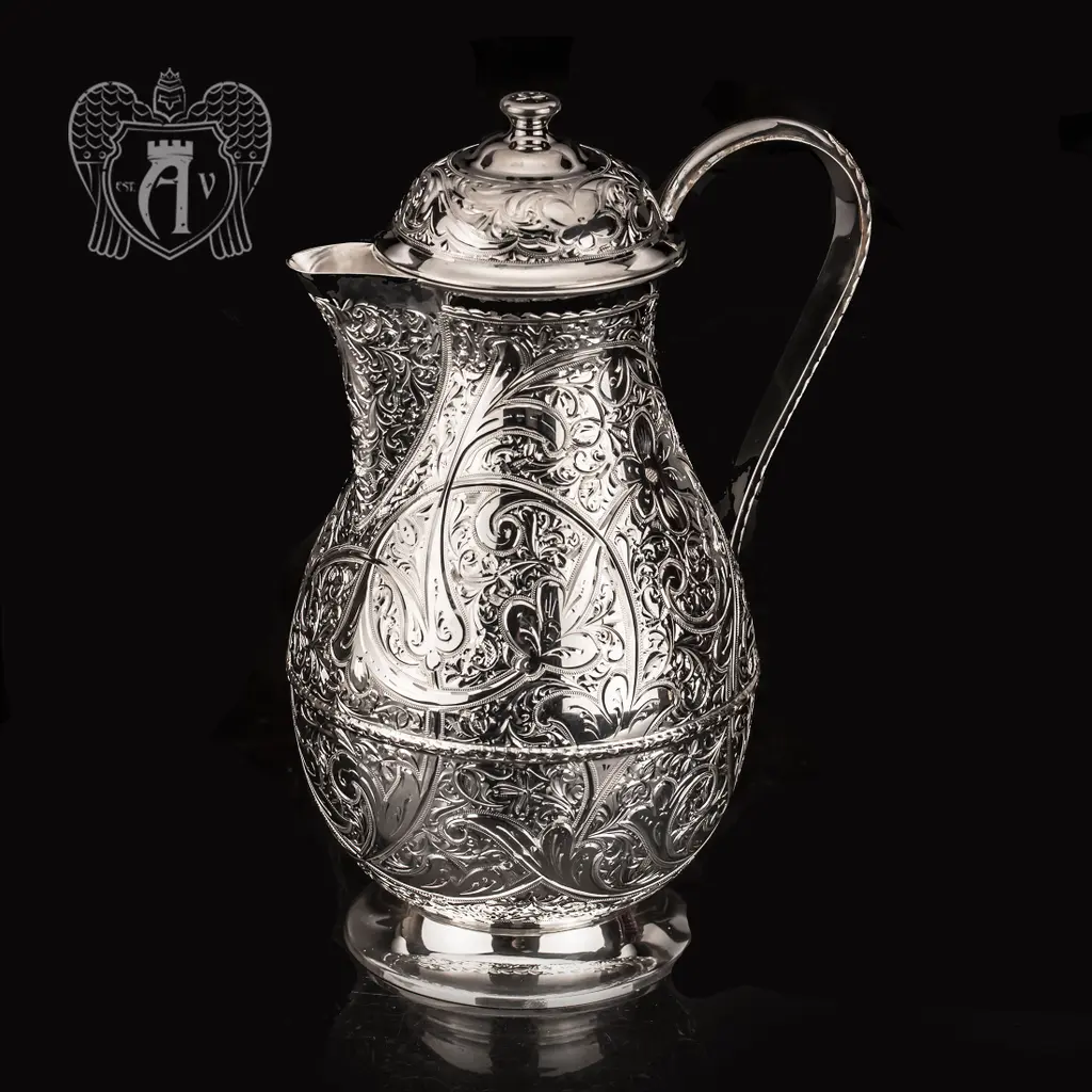 Кувшин из серебра «Бриз» без черни