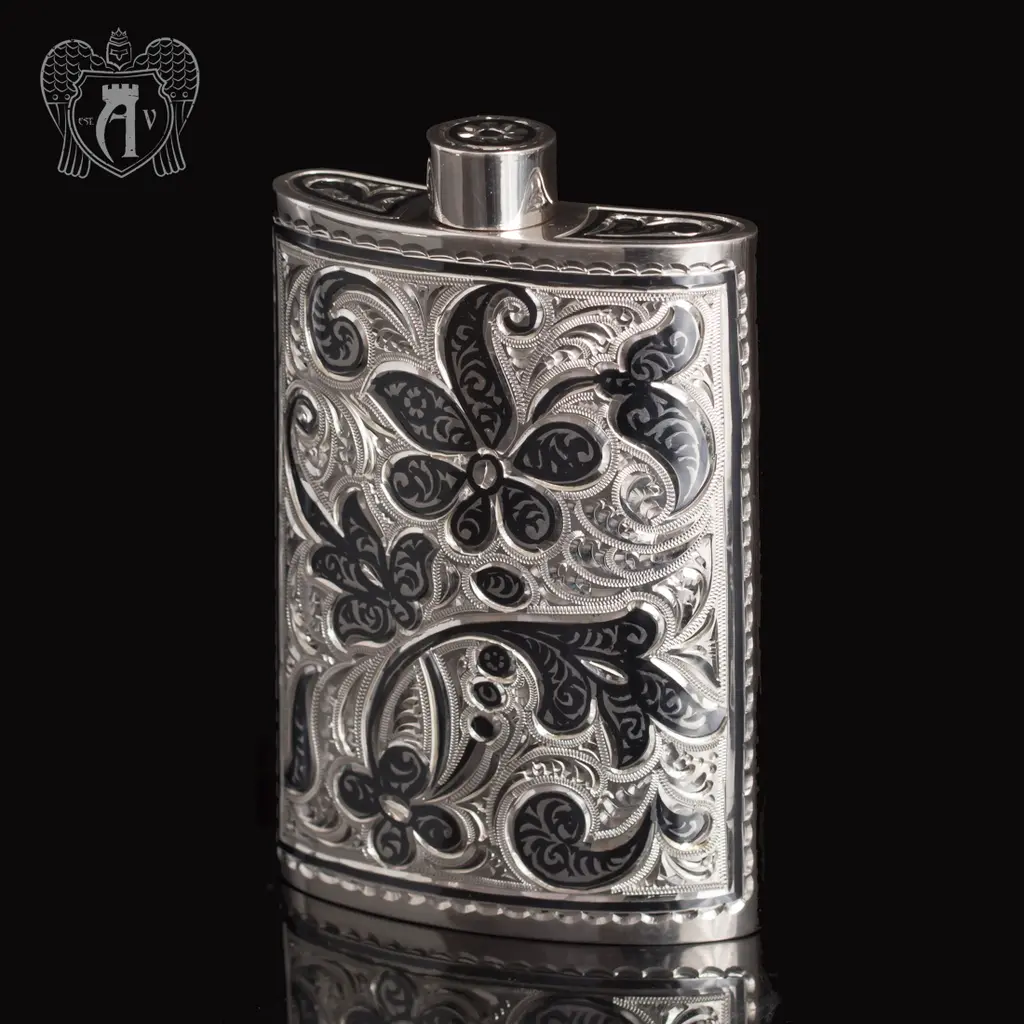 Маленькая фляжка из серебра  «Вьюн»