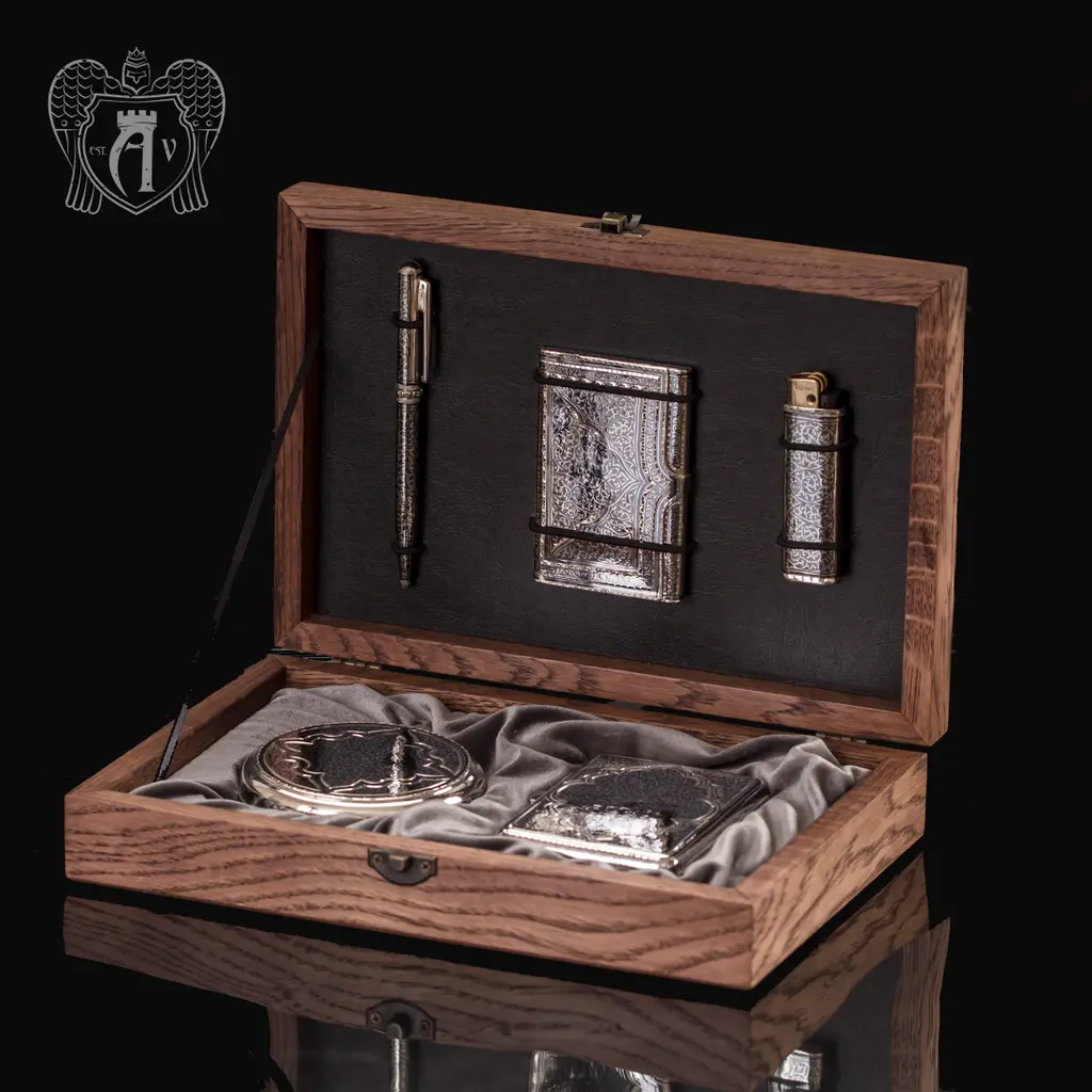 Подарочный набор из серебра «Магнат»