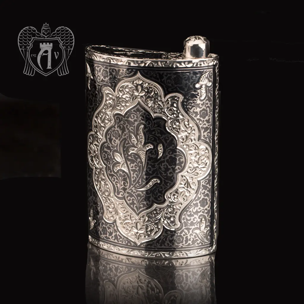 Серебряная фляжка  «Кент»