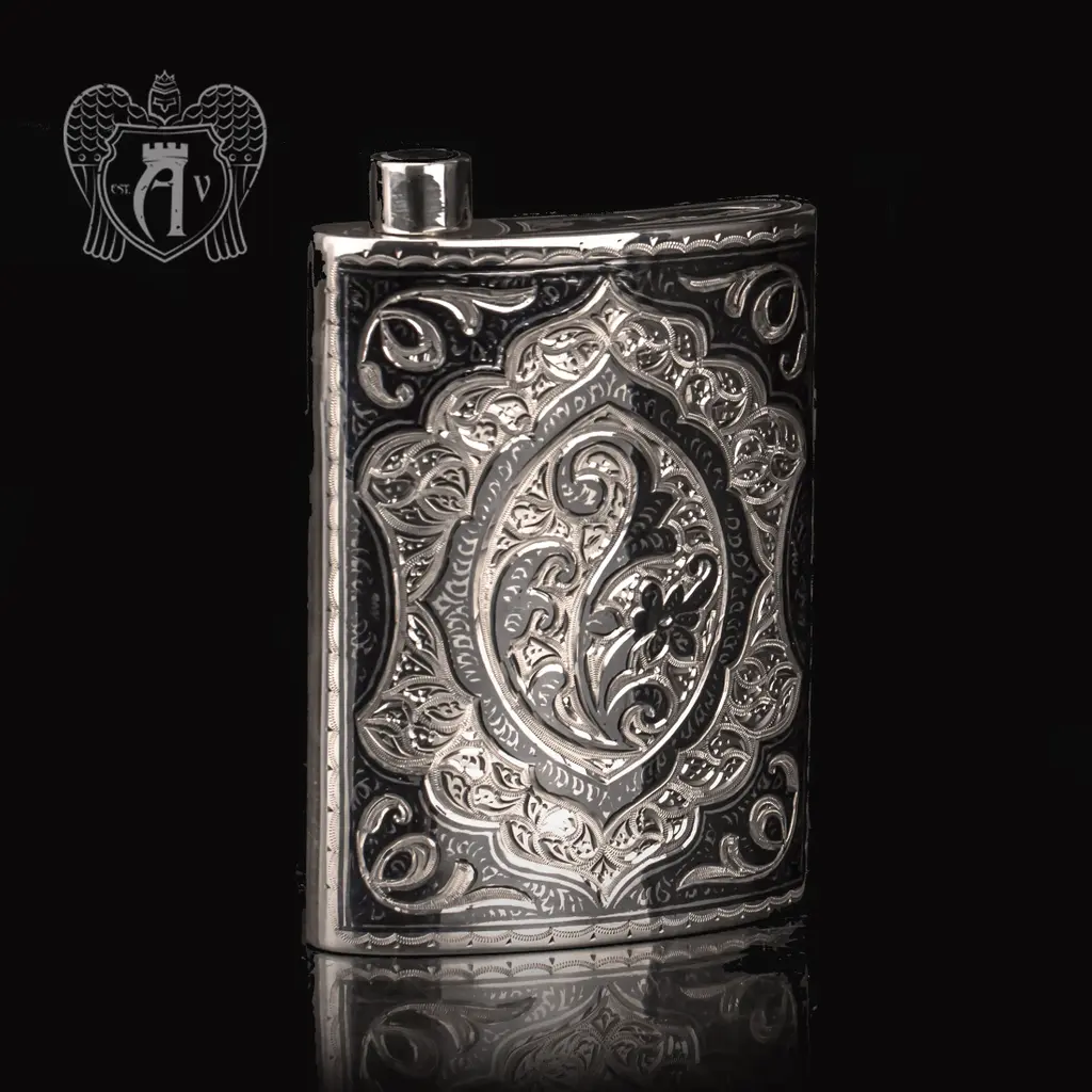 Серебряная фляжка  «Клод»