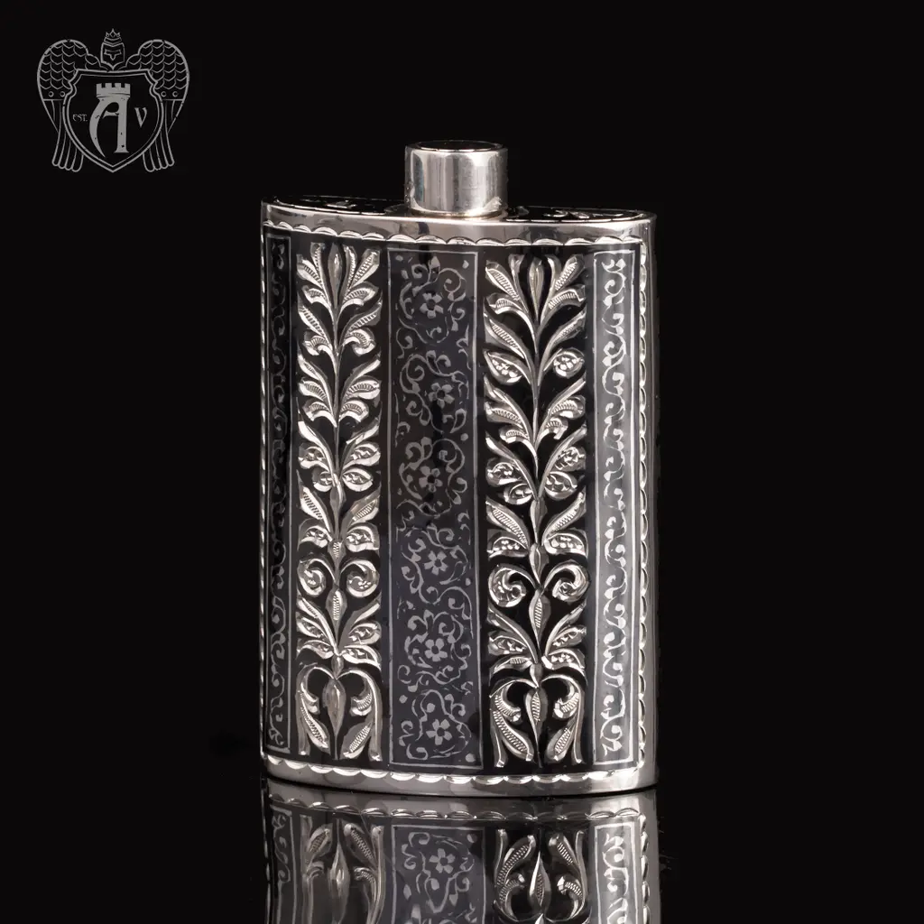 Серебряная фляжка маленькая «Тесей»