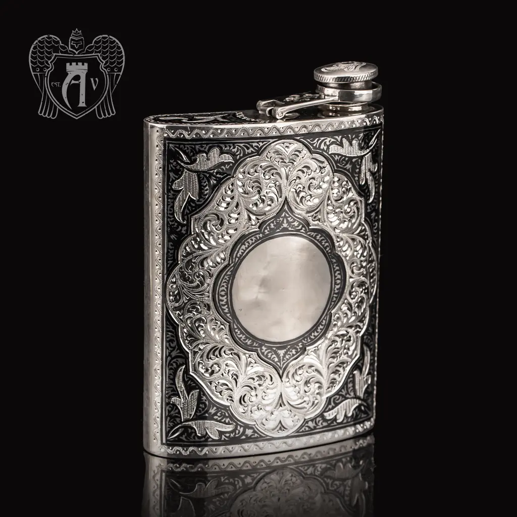Серебряная фляжка «Шах»