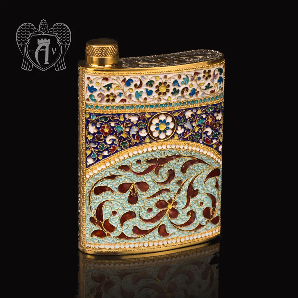 Серебряная фляжка  «Тор» с позолотой и эмалью