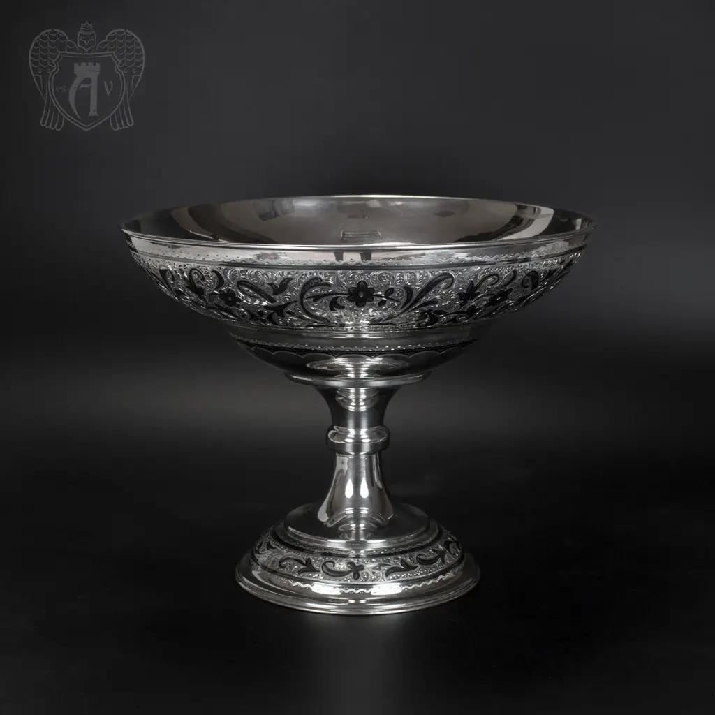 Серебряная фруктовница «Глория»