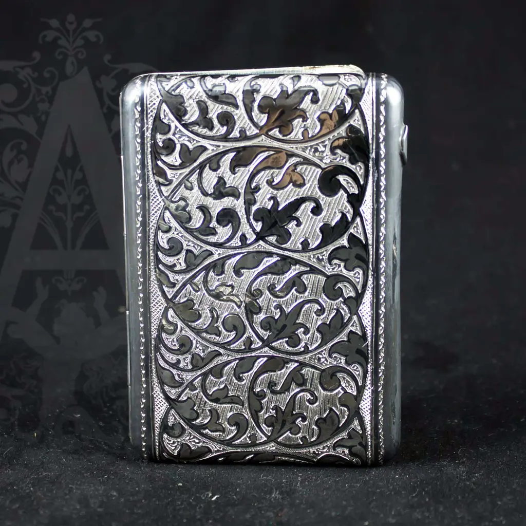 Серебряный портсигар «Лоза»