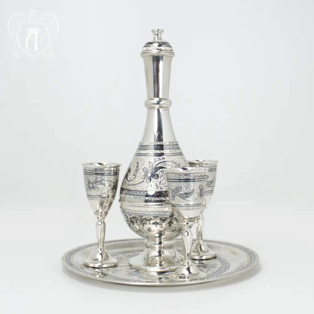Серебряный сервиз для спиртных напитков «Столичный»