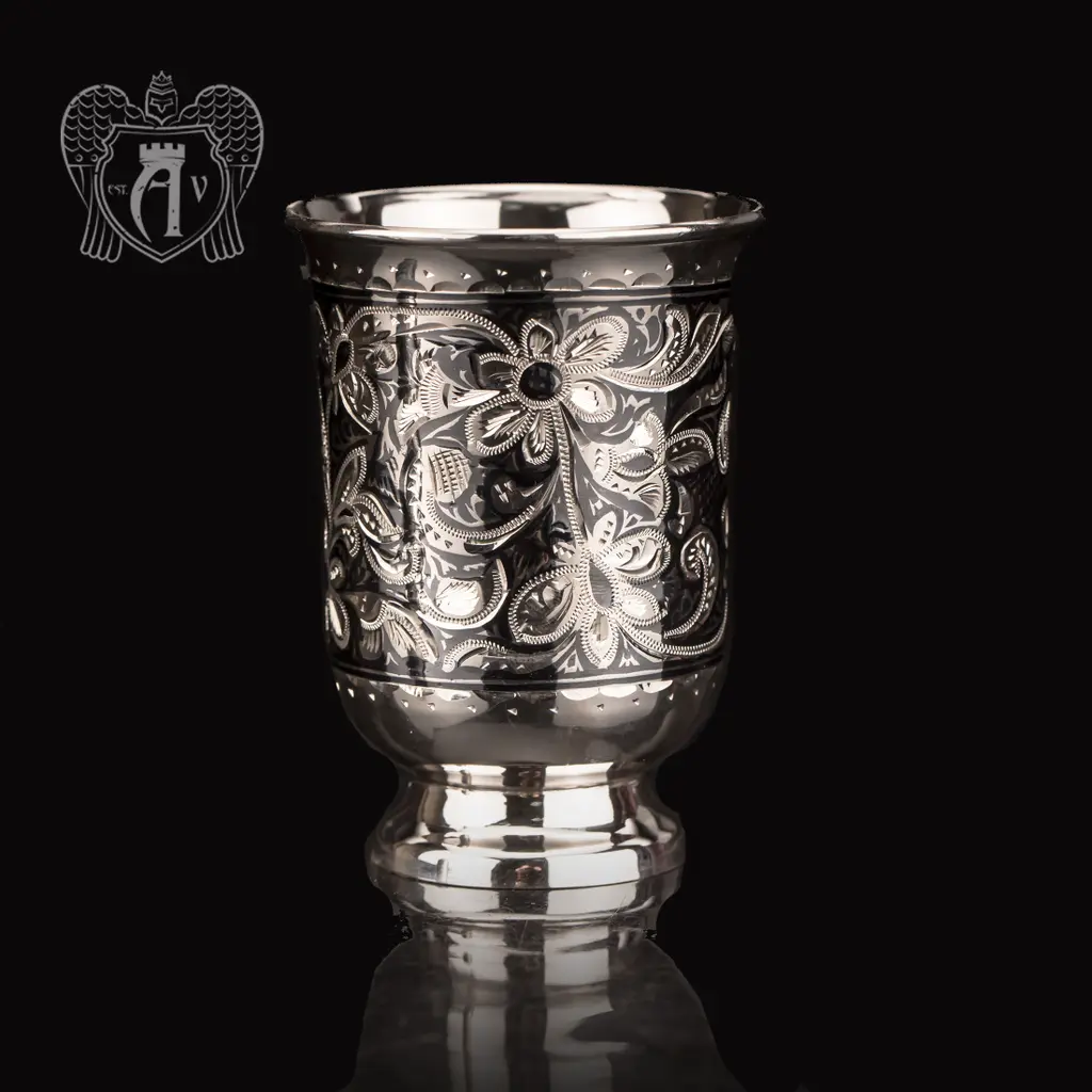 Серебряный стакан «Астра»