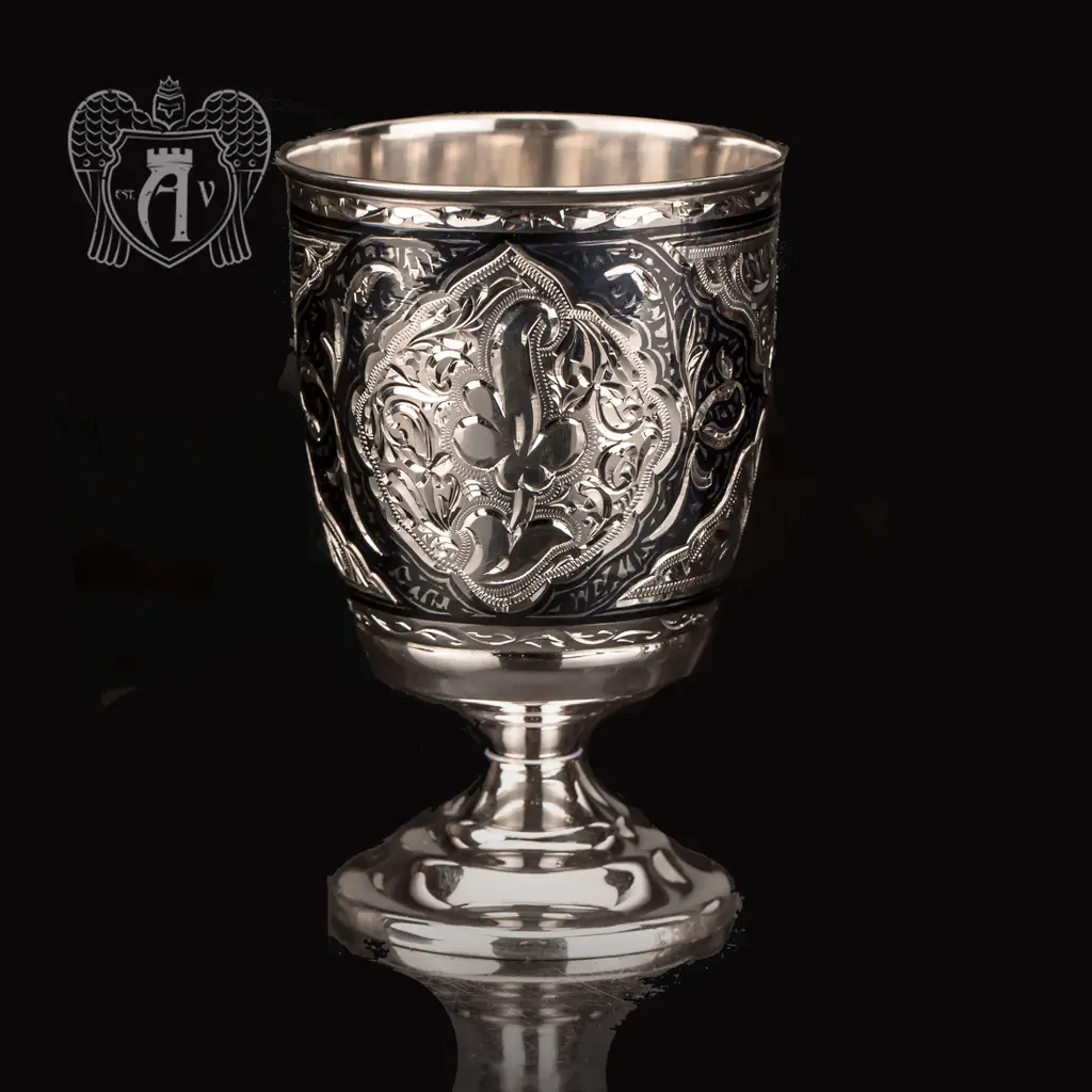 Серебряный стакан «Атика»