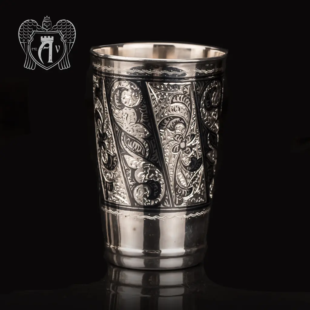 Серебряный стакан «День и ночь»