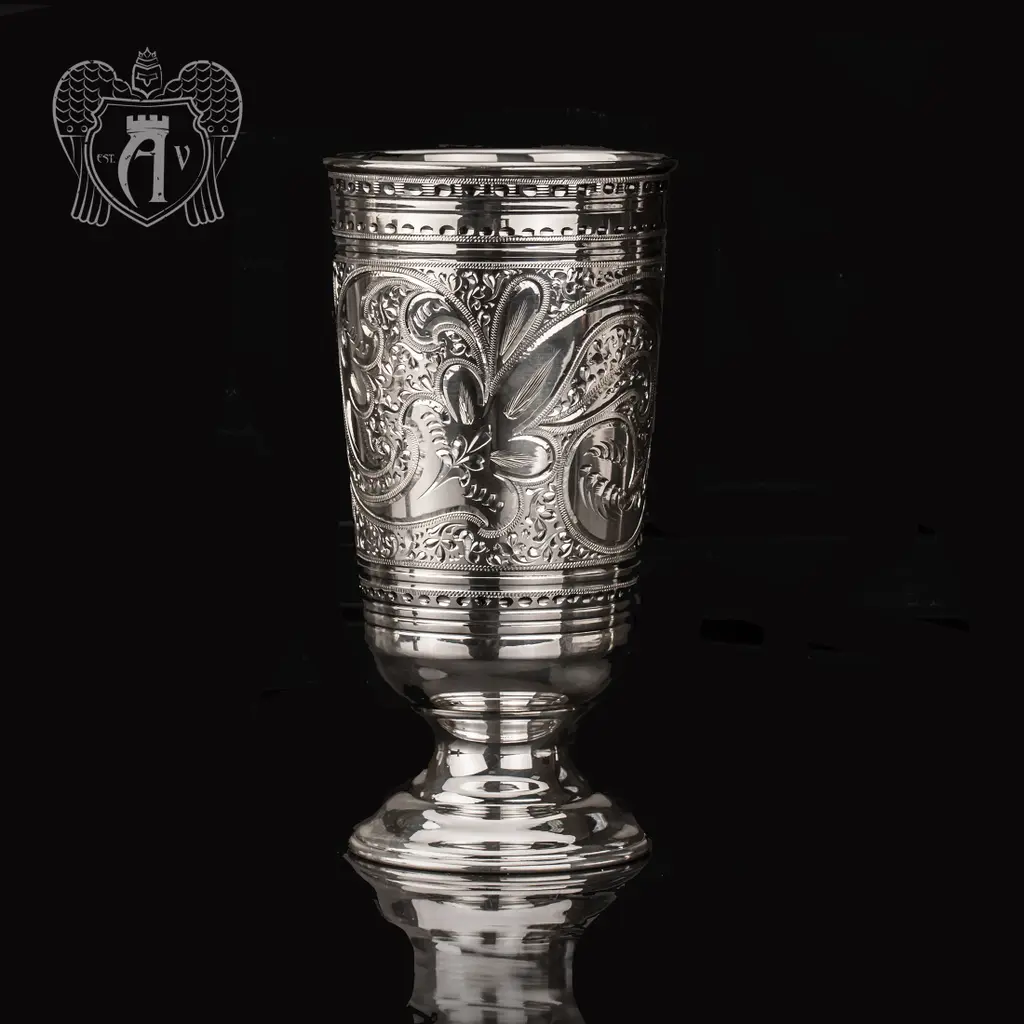 Стакан из чистого серебра 999 пробы «Агат»